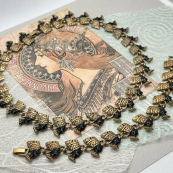 Vintage Egyptian Revival Nefertiti Head Matching Necklace - Picture 1 of 6